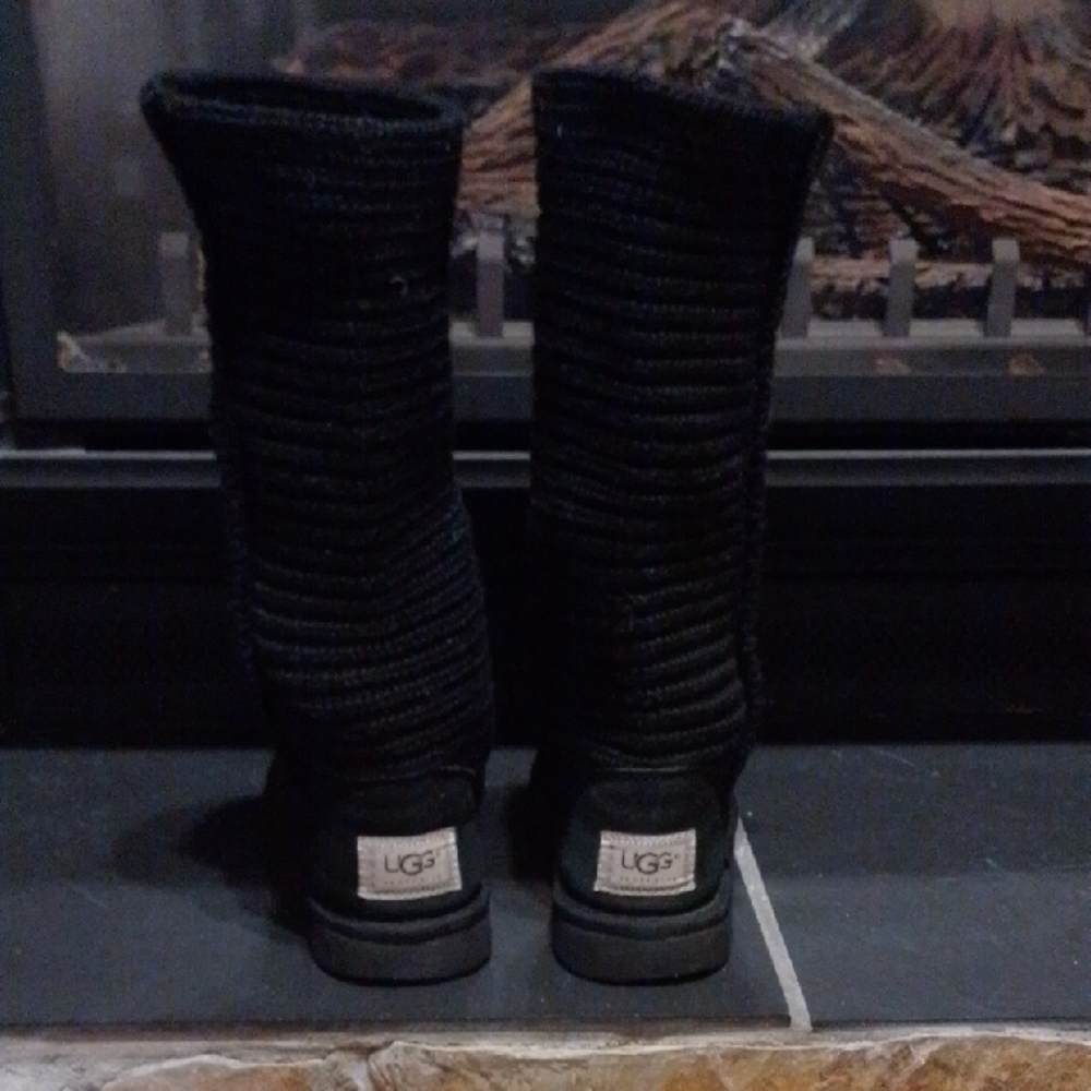 Uggs Cardy Knit Black Tall Boots Excellent Condition